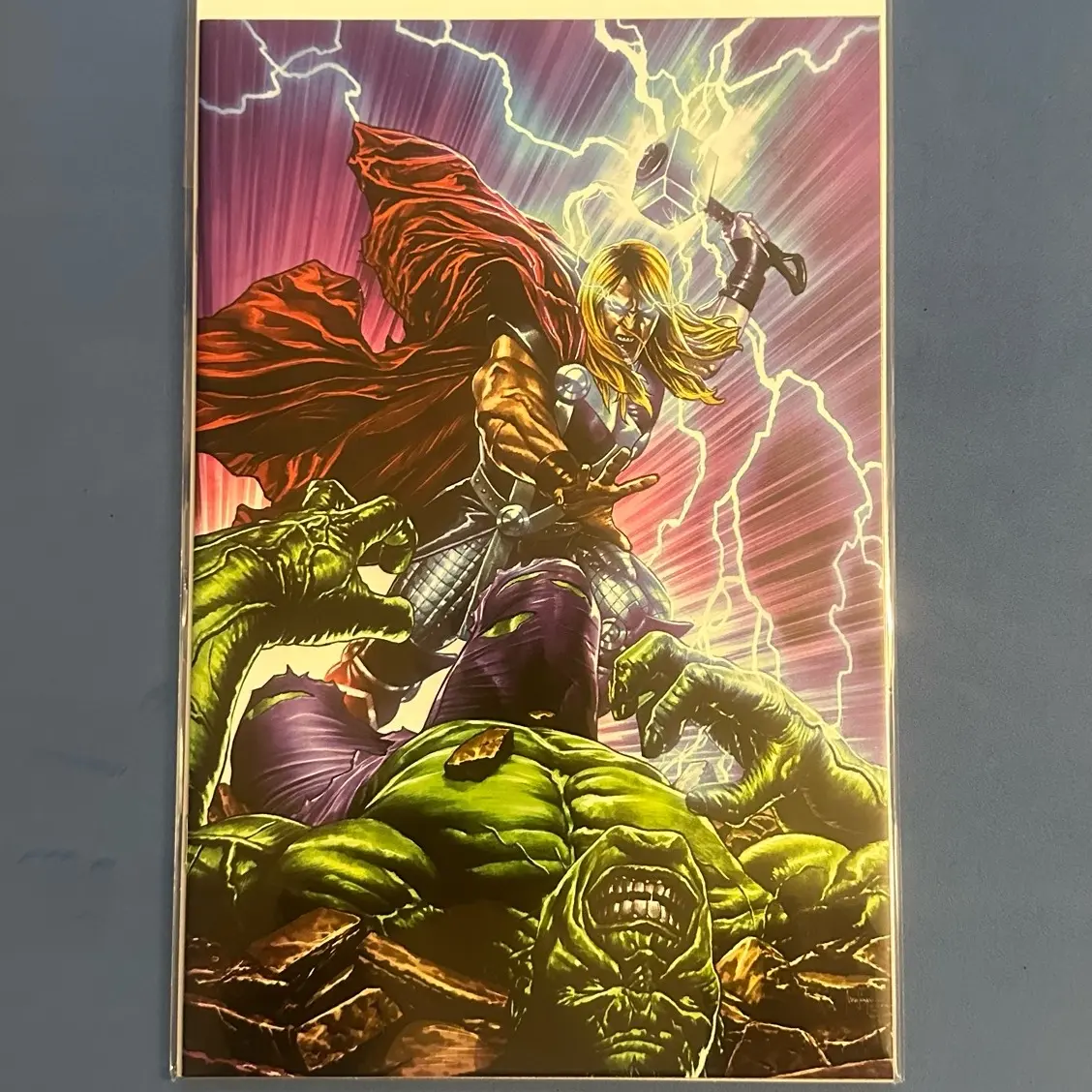 Hulk #8 Mico Suayan Virgin Variant NM - 2021 Edition