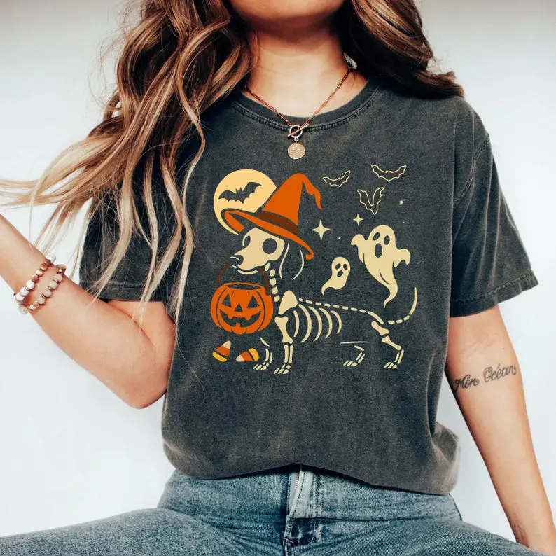 Comfort Colors Vintage Dachshund Skeleton T-shirt, Spooky Dachshund Tee, Halloween Wiener Dog, Doxie Dog Shirt, Doxie MoM Gift, Dachshund Lover Gift
