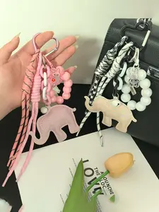 Small Elephant Keychain Bag Charm, Fashionable Bag Accessory, Autumn Winter Gift, Stylish Keyring for Bags, Cute Animal Pendant, Trendy Cute Keychain