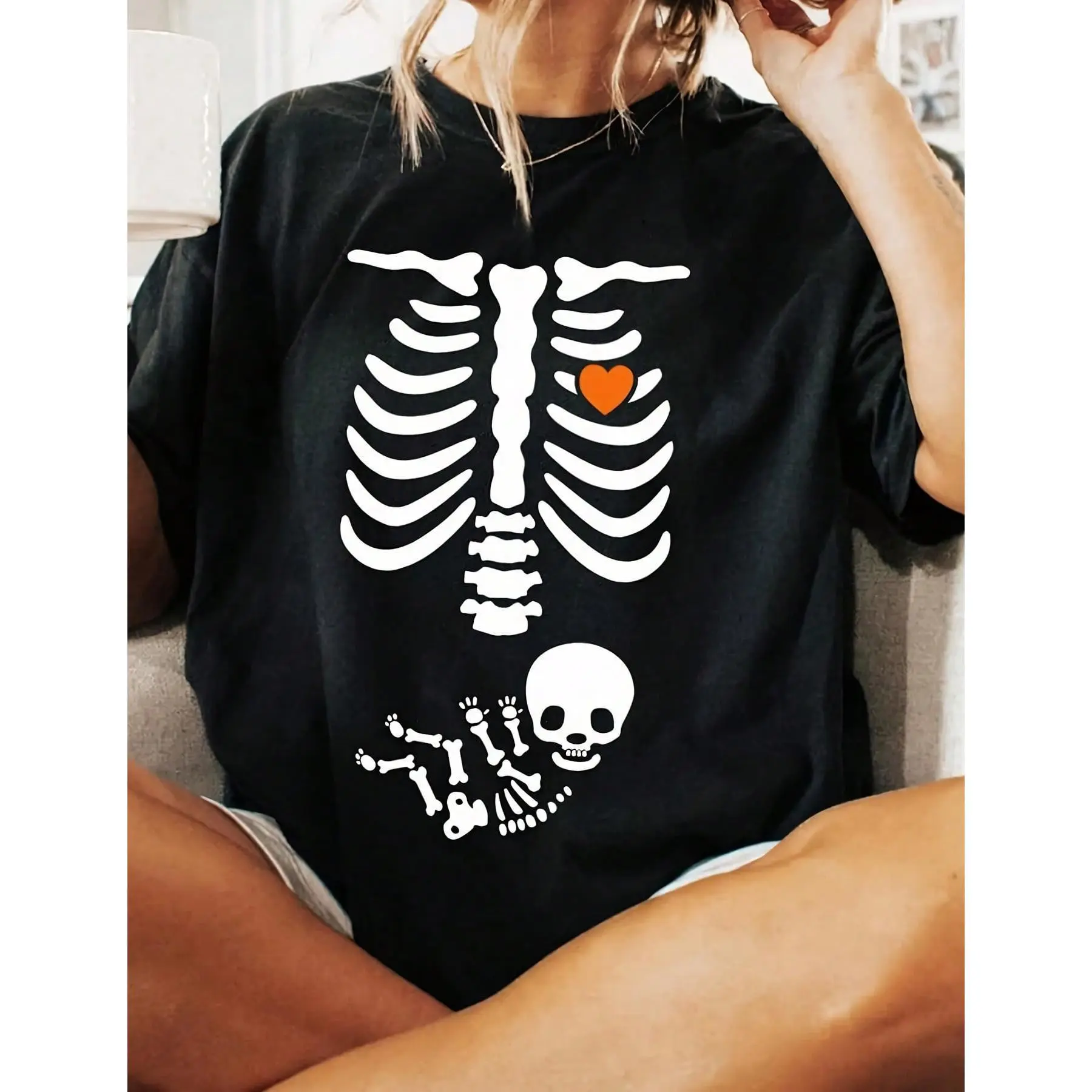 Skeleton Halloween Maternity Shirt, Funny Pregnancy Announcet Shirt 2025, Pregnant Wo Costume, Fall New Mom Shirt