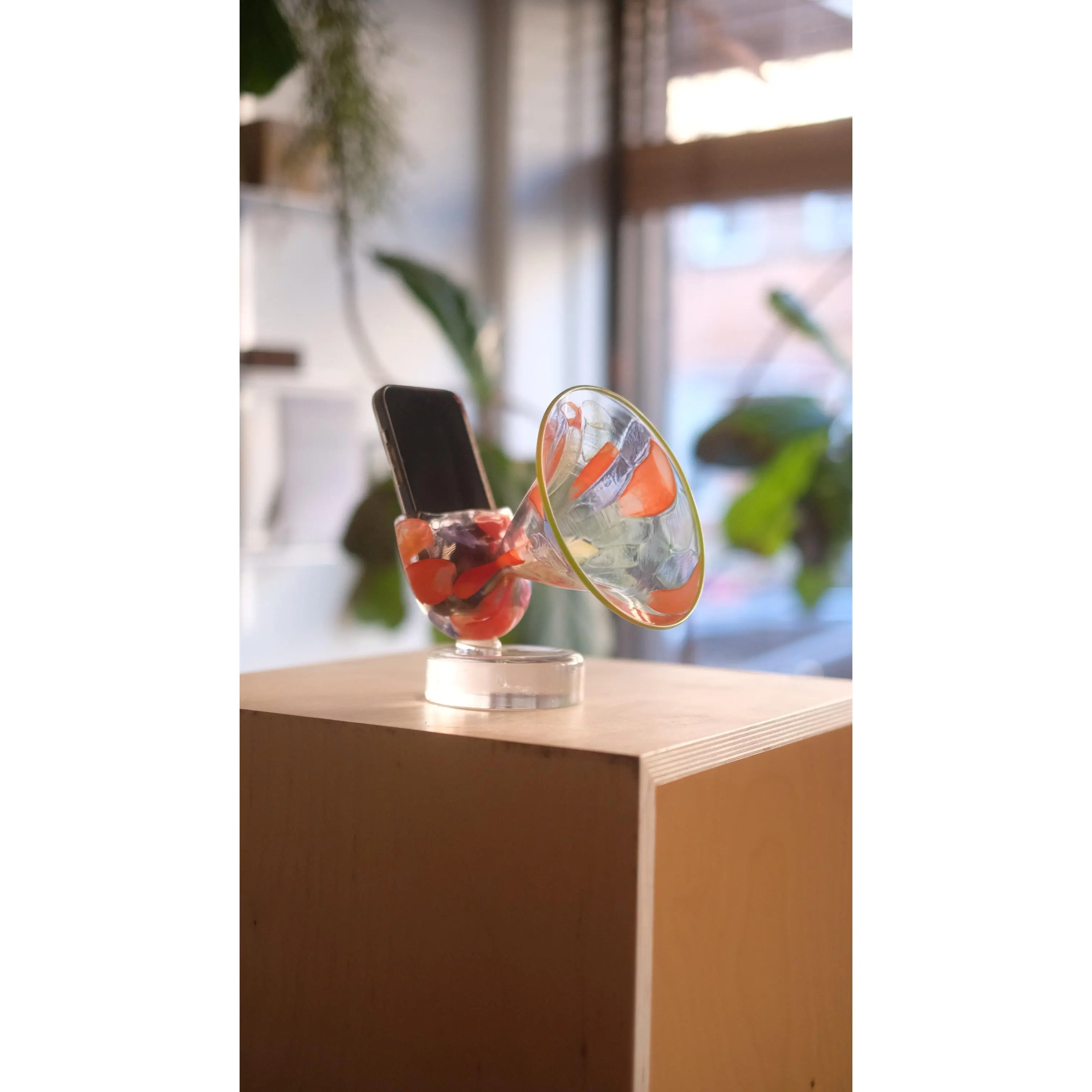 Dan Getz Glass Phone Speaker