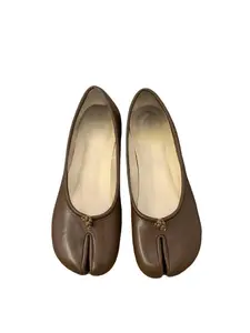 Women's Split-Toe Loafer Flats Shoes - Rounded Toe Box, Vintage-Inspired Slip-On Casual Shoes, Footwear