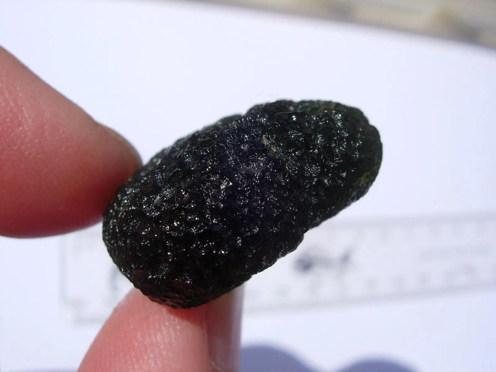 Natural Green Czech Moldavite Meteorite Necklace Pendant Chakra Healing 1PCS