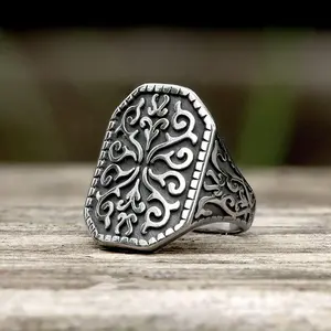 GTHIC Unisex Gothic Floral Pattern Stainless Steel Ring Vintage Gothic Accessory For Daily Wear