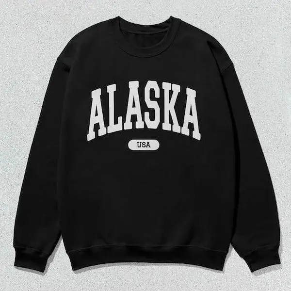 Men's Alaska Letter Print Pullover Sweatshirt, Casual Long Sleeve Tops with Round Neck, Unisex Fit, Menswear, Letters, Minimalist, Preppy