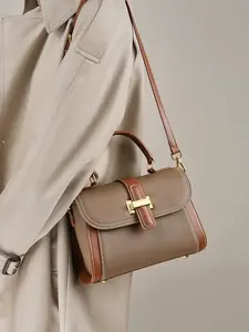 2026 New Arrival Elegant Contrast-Color Square Bag for Women • Premium Top-Grain Cowhide • Light Luxury Exquisite Handbag • Convertible Top Handle, Shoulder & Crossbody • Timeless & Versatile for Daily Commute，