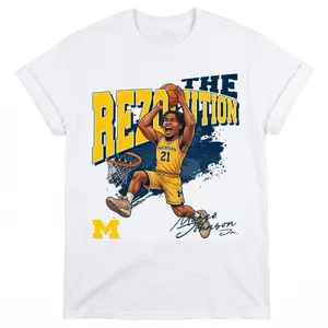 [MADE IN US] Michigan Wolverines Morez Johnson Jr. T-Shirt - The Rezolution Comic Art Graphic Tee - Hype Streetwear for College Hoops Fans