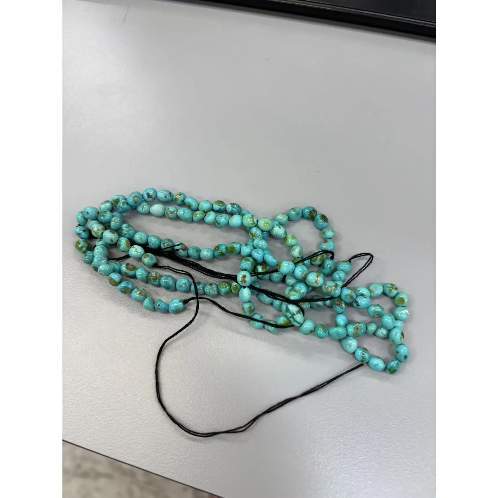 Turquoise Bead Necklace - Handcrafted with Natural Turquoise Stones, Perfect for Everyday Wear, Ideal for Gift-Giving