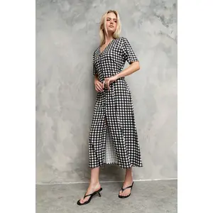 Lorie Maxi Dress in Black