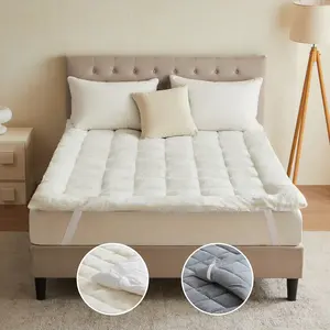 LAKORA Flannel Mattress Protector Ultra-Plush Breathable Warm Winter Pad Super Soft Cozy Down Alternative Fill Fluffy Pillow-Top Comfort with 4 Corner Elastic Anchor Bands Machine Washable