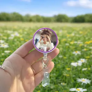 Funny Smoking Distressed Doll Meme Sparkly Retractable Badge Reel Cute Burnout Acrylic ID Holder For Nurses Doctors Work Accessory