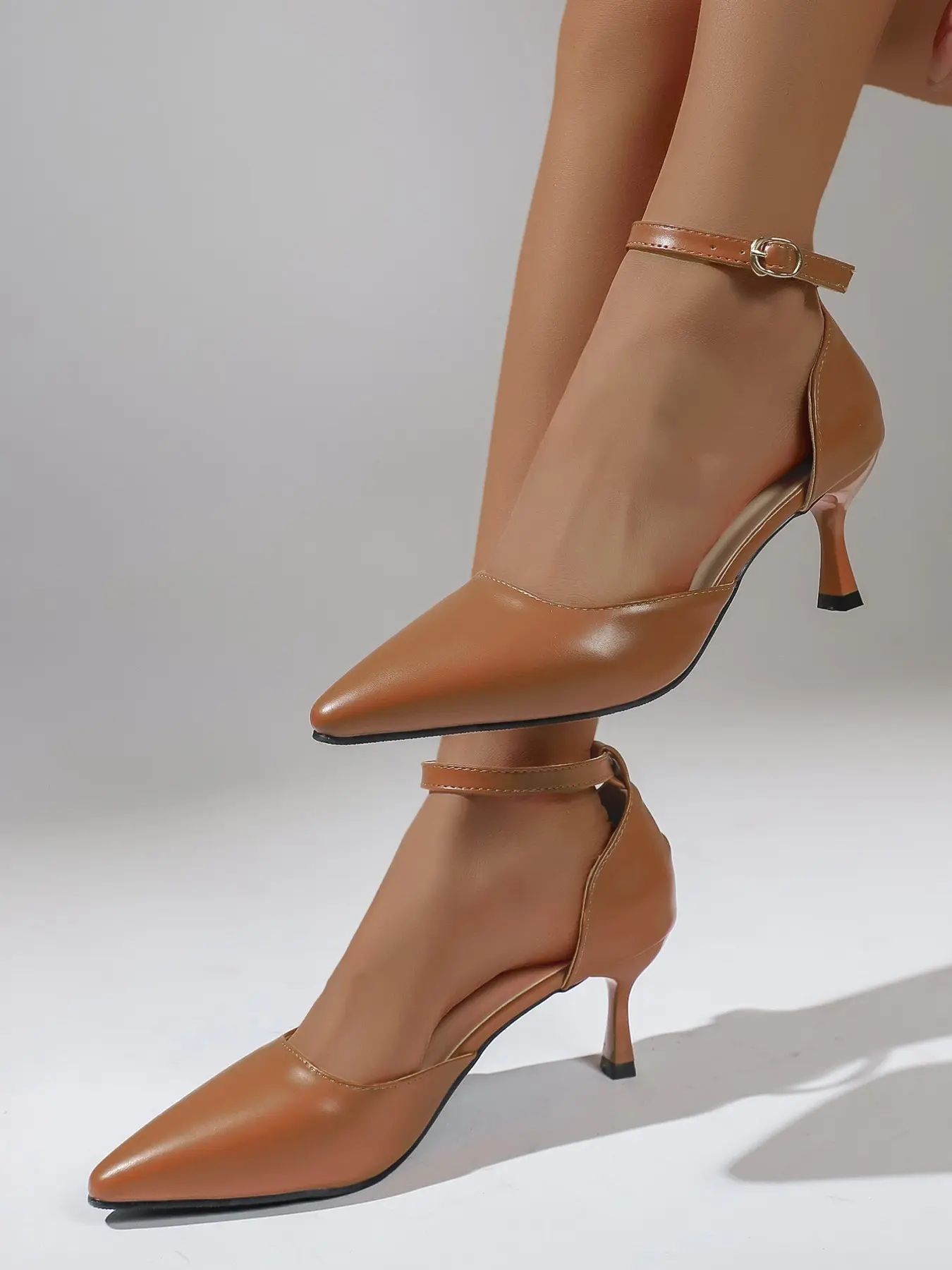 Women's High Heel Sandals, Slim Heel, Pure Color, Pearl Buckle, Elegant Design, Pointed Toe, Party and Daily Wear, Fashion Shoes, Footwear