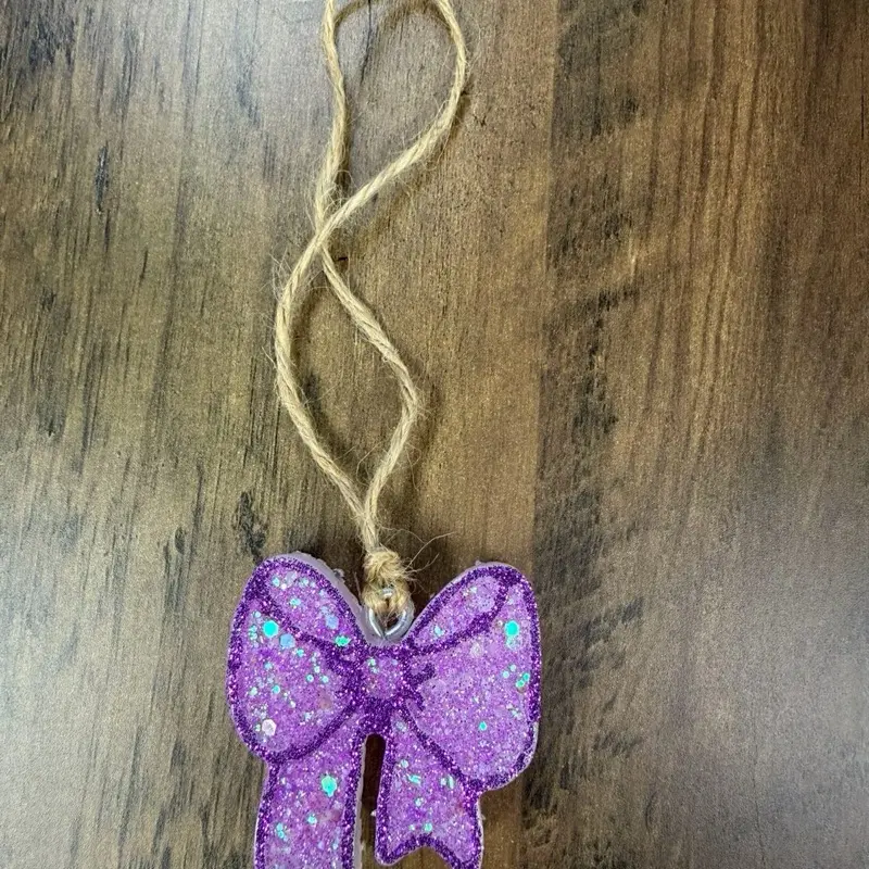 Mini bow freshie