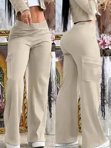 Women's casual Geometric cargo pants – Everyday, Fitted, medium stretch, high-waisted design with practical pockets