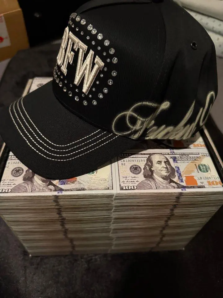 Dandyhats - CBFW with box