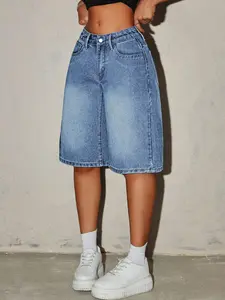 Women's Snowflake Denim Shorts, Summer Fashion Item, Loose-Fitting Street Style, Solid Plain Surface, Ideal for Daily Outings