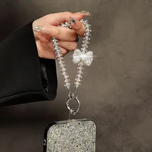 Ins Style Pearl Rhinestone Phone Case Chain Lanyard Short Keychain Pendant for Smartphones Handmade Elegant Accessory for Internet Celebrities Cellphone