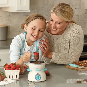 MindWare Playful Chef Chocolate Melter Studio — Kid-Safe Chocolate Melting & Dipping Set