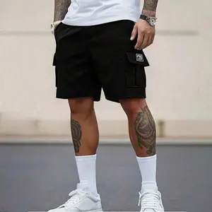One casual cargo-style American casual mid-thigh pants