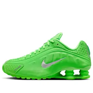(WMNS) Nike Shox R4 'Green Strike' HV0839-398