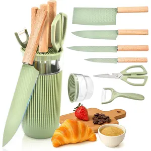 7-Piece Green Kitchen Knife Block Set with Sharp Chef Meat and Anti-Rust Utility Knives for Kitchen Use