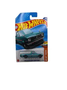 Hot Wheels 1975 Datsun Sunny Truck (B120) Diecast green