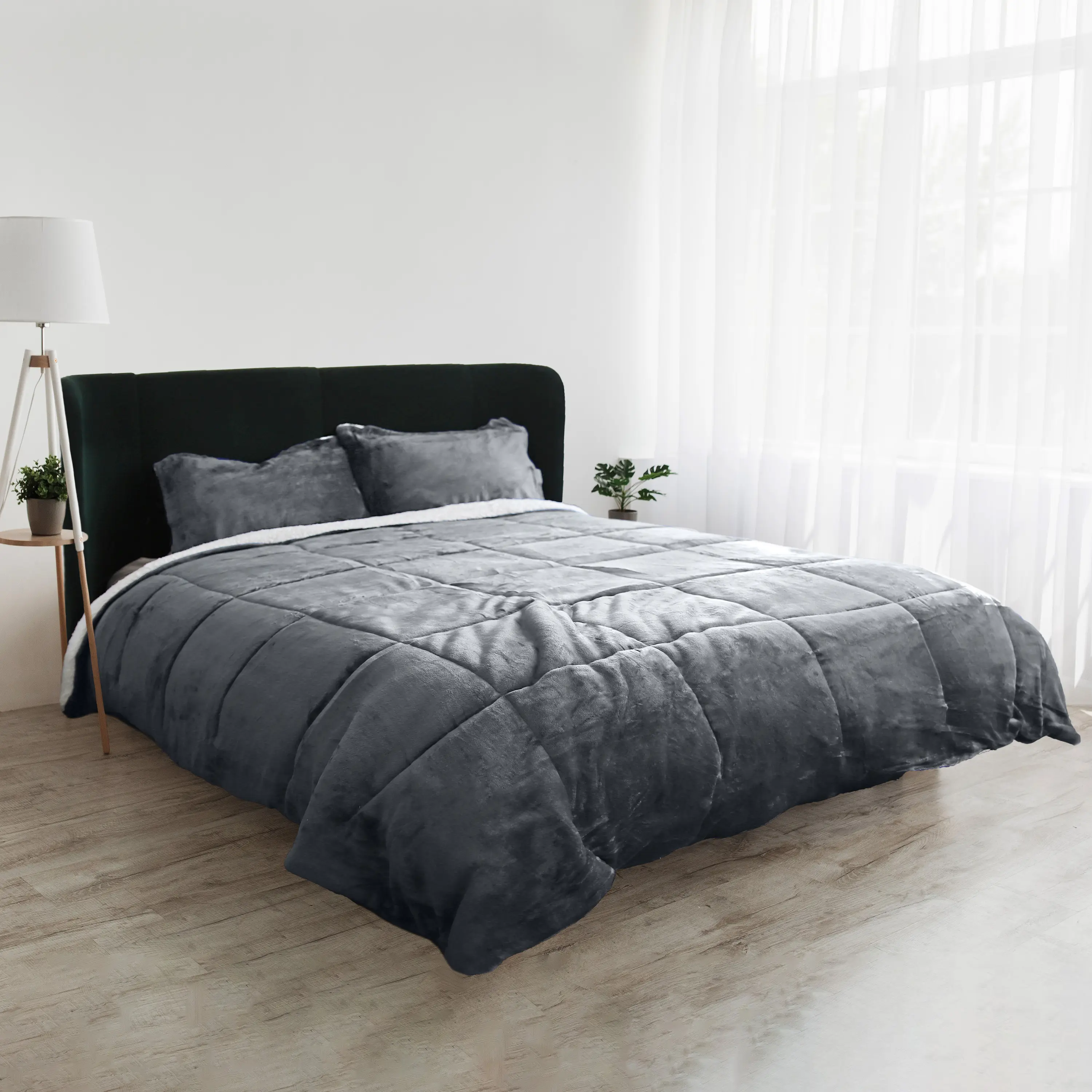 Catalonia King Size Sherpa Comforter Set, Ultra-soft Reversible Fluffy Micromink Bedding Set-3 Pieces, 1 Comforter and 2 Pillow Shams