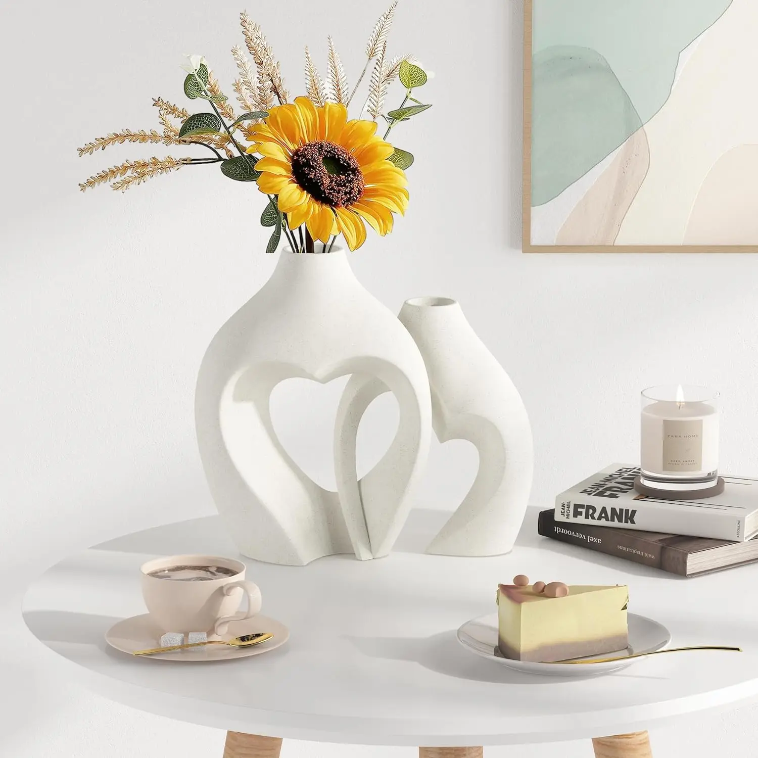 Heart-Shaped White Ceramic Vases, Set of 2, Nordic Minimalist Decorative Vases for Table Centerpiece, Wedding, Dining, Living Room, Office, and Home Decor.