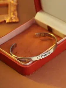 1pc WWJD 18K gold-plated stainless steel bracelet with engraved cross, ideal inspirational gift for couples/siblings, for events/daily wear (no box).