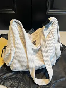 Retro literary  shoulder bag, simple casual multi-pocket shoulder messenger bag, fashionable shoulder tote bag, crossbody tote bag, versatile and available in multiple colors