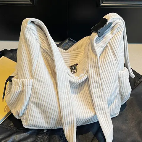 Retro literary shoulder bag, simple casual multi-pocket shoulder messenger bag, crossbody tote bag, Casual crossbody bags, versatile and available in multiple colors