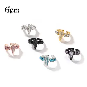 Hip-Hop Inlaid Diamond Alloy Black Panther Ring for Men, Niche Exaggerated Adjustable Open Ring, Vintage Jewelry, Birthday Party Gift