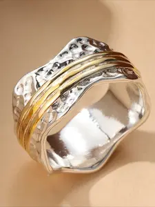 This ring exudes a layered, artisanal charm, its distinctive texture seamlessly blending industrial-style ruggedness with refined elegance. Perfect for music festivals and outdoor camping adventures.