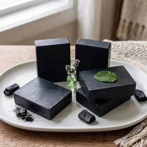 Handmade Artisanal Charcoal&Mint Natural Soap( Jabon Natural Carbón Activado y Menta)