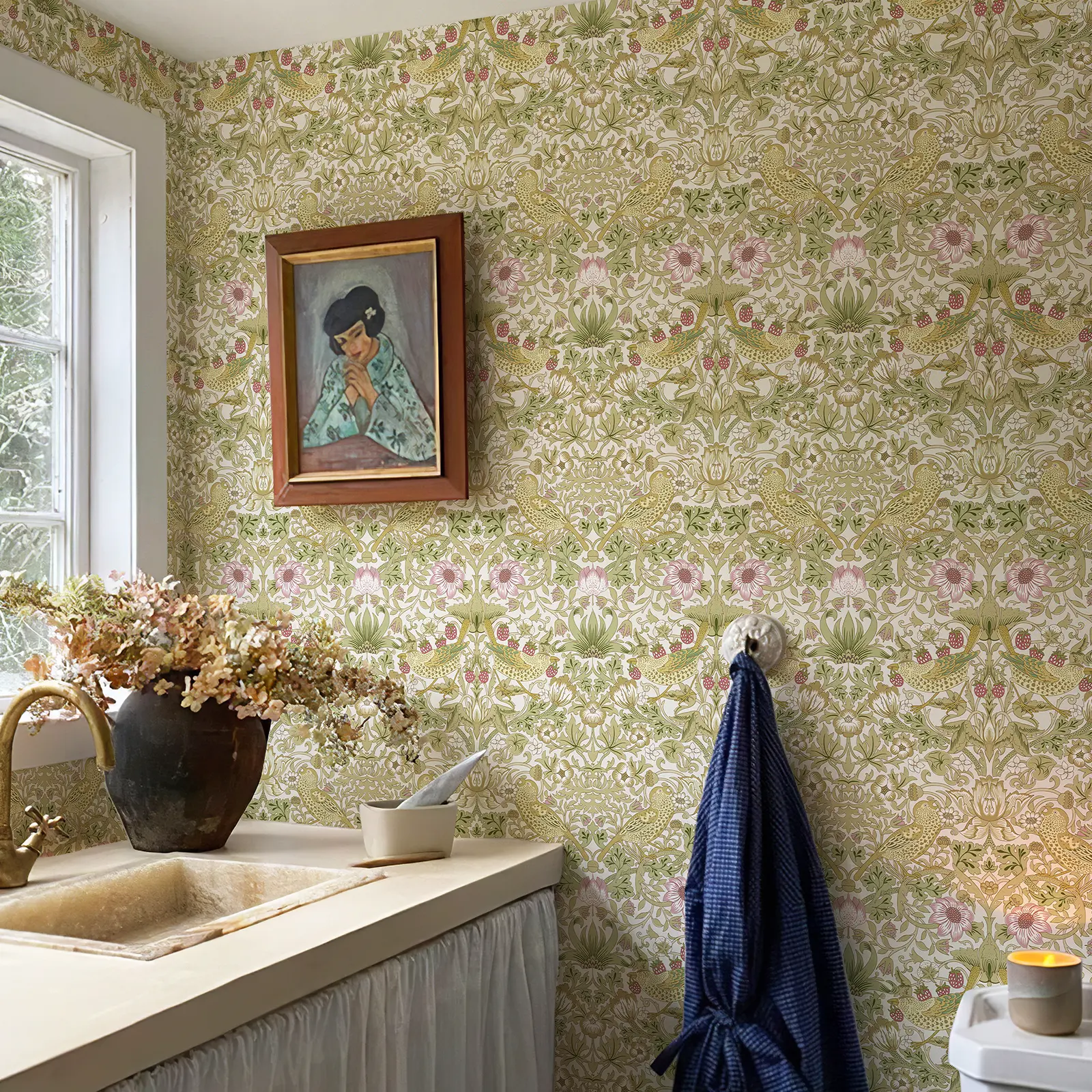 Floral Wallpaper White Peel and Stick Wallpaper Vintage Strawberry/Bird Removable Wall Paper Self Adhesive Waterproof Contact Paper for Living Room Dining Room Kitchen Decor 17.7‘’ x 480‘’