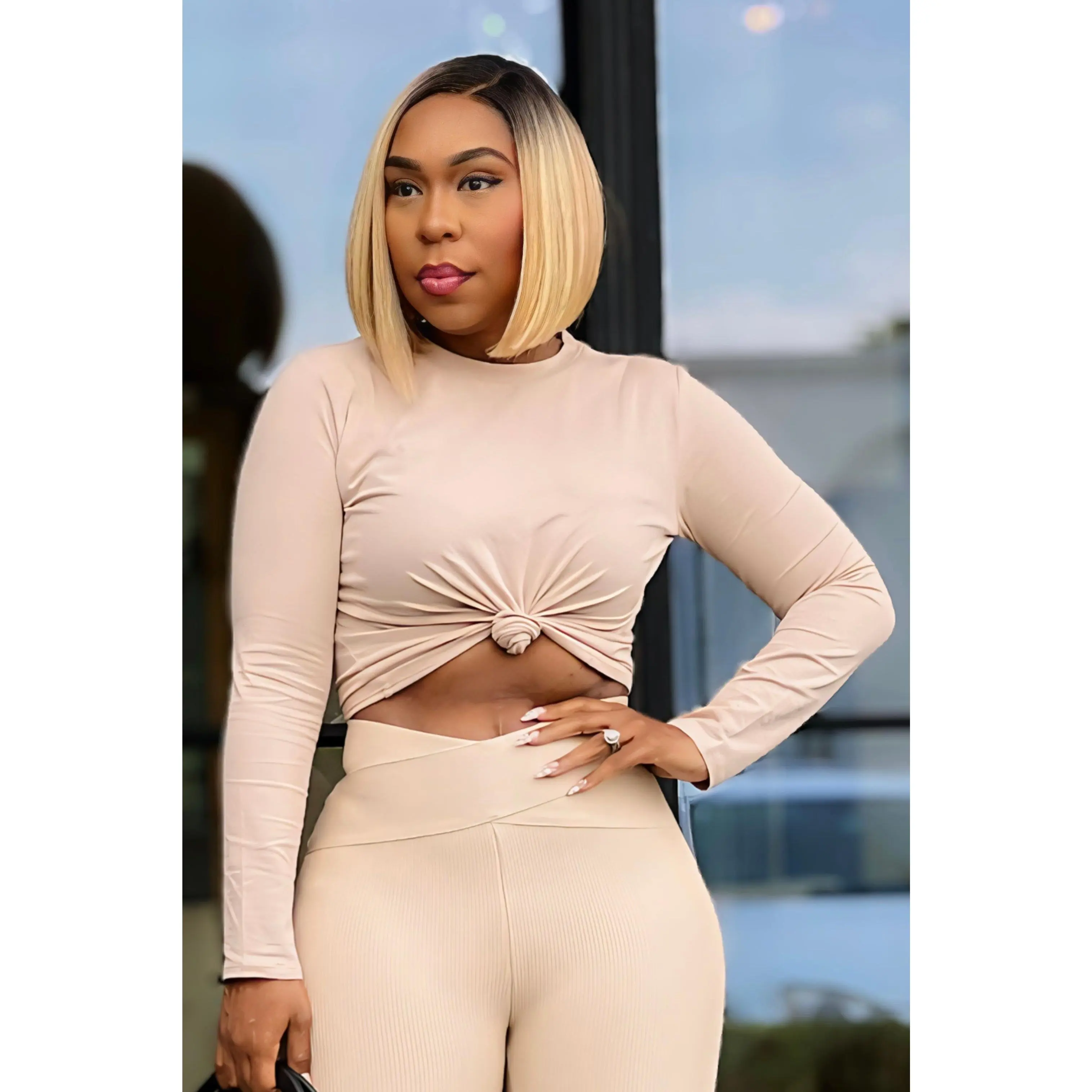 Corie Long Sleeve Knotted Crop Top