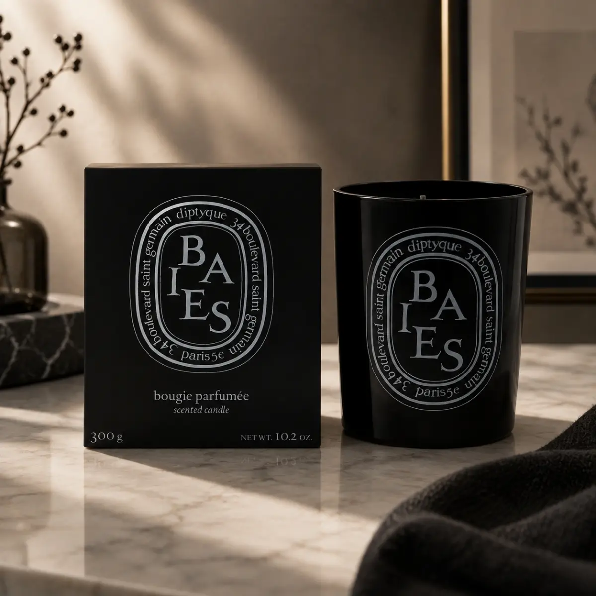 Diptyque Baies Scented Candle 10.6 oz / 300g – Medium Berries Candle with Blackcurrant & Rose Fragrance