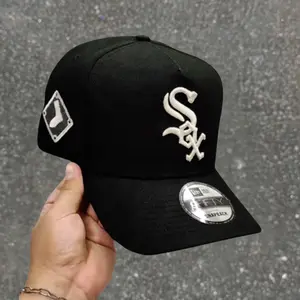 New Era Chicago White Sox Black 9FIFTY Hat White Embroidered Logo Flat Brim Adjustable Baseball Cap Streetwear Urban Style Gorra de béisbol Hip Hop Fashion