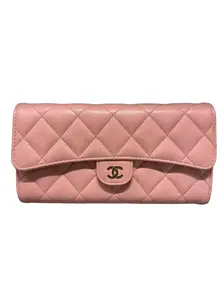 Pre-owned CHANEL Pink Caviar leather Small Leather Goods Matelassé Tri Fold Long Wallet