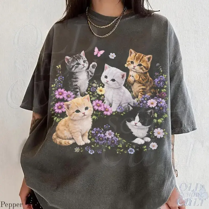Cute Kitten Graphic T-Shirt, Vintage Cat Lover Tee, Washed Shirts, Retro Floral Kitty Top, Aesthetic Cottagecore Gift