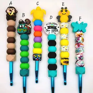 7mm Silicone Beaded Ergonomic Crochet Hook with Focal Bead - Assorted Colors and Designs