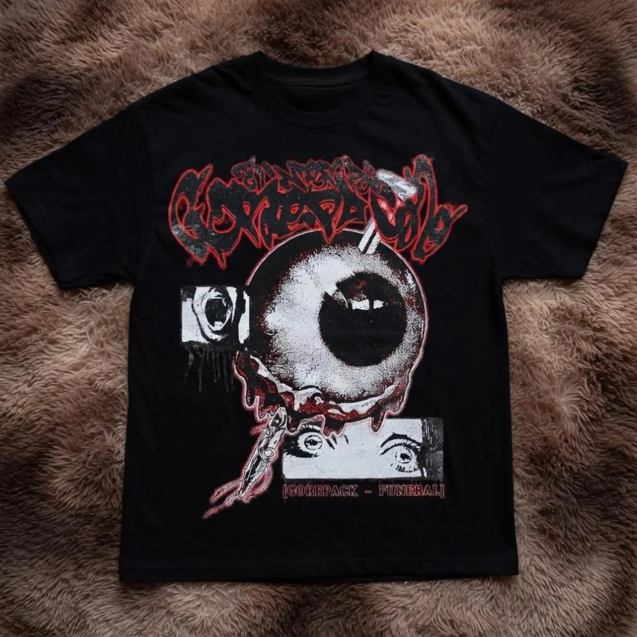 Gildan Men's and Women's T-shirt, Black Bleeding Eyeball and Gore Graphic Tee, Unisex T-shirt, Gift T-shirt, Y2k Unisex Graphic Tees Gothic Grunge Emo Scene Amity Affliction Style Clothes Menswear Womenswear Streetwear