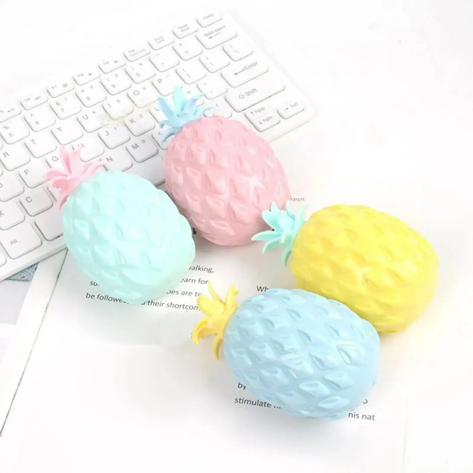 Pineapple Stress Ball Pineapple-shaped Squeeze Ball Stress Relief Toy Fruit Gluten Toy Stretchy Sensory Squeeze Relaxing Fun