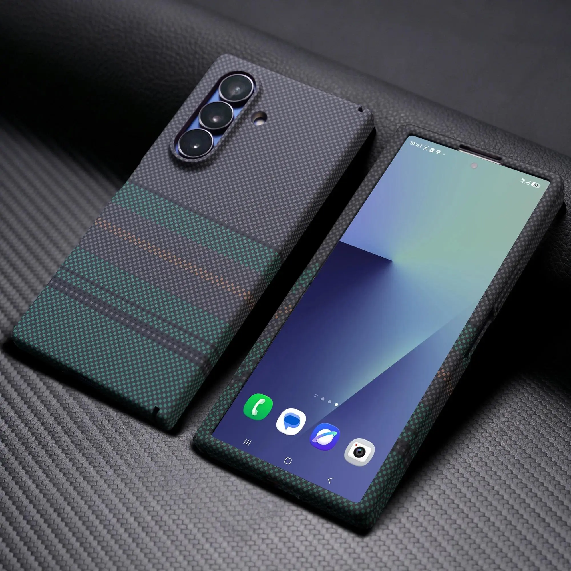 HAY Luxury Carbon Fiber Kavlar Texture for Magsafe Case for Samsung Galaxy Z Fold 8 Ultra 7 6 5 with Screen Film Hinge Protect Cover