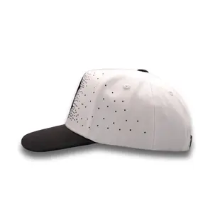 Ami 4 letras Cristales White Black SnapBack for Men