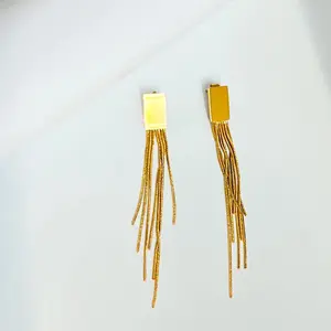 MISK EARRINGS
