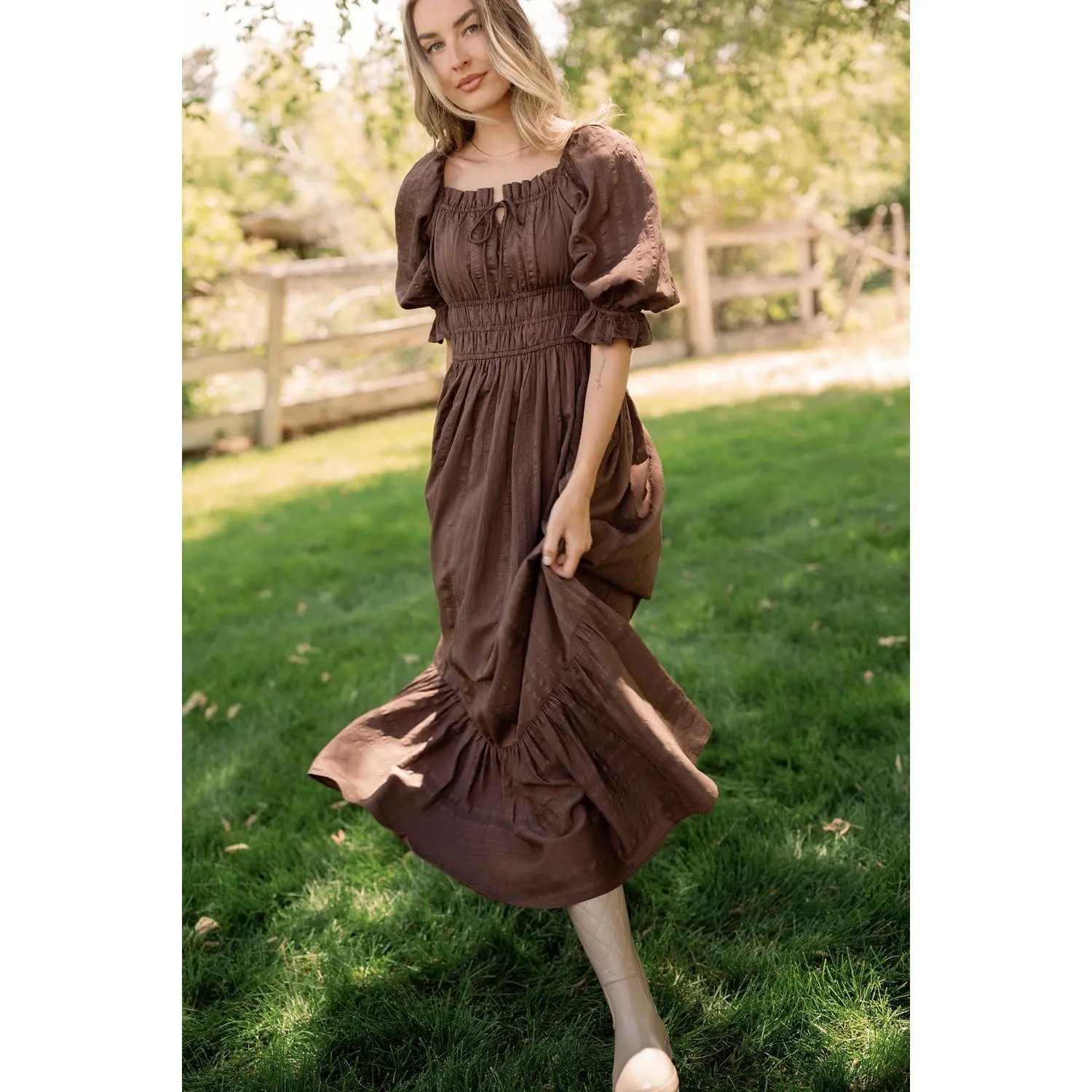 Maleah Dress in Warm Cocoa