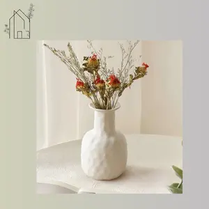 Statement Peace Decorative Ceramics - High-Quality Handcrafted Pottery Minimalist Ornaments