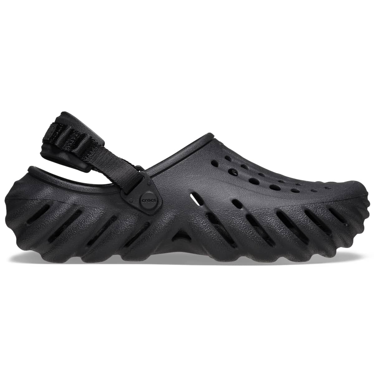 Crocs Unisex Adult Echo Clog, Lightweight Comfortable Slip On Shoes