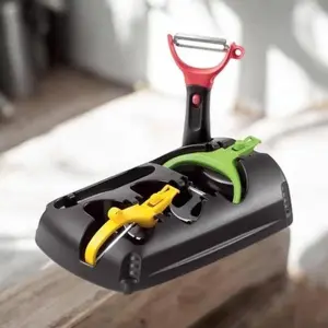 Tupperware Peeler Pro 3 in 1 - Versatile Vegetable and Fruit Slicer for Efficient Food Prep - Ideal for Home Cooking